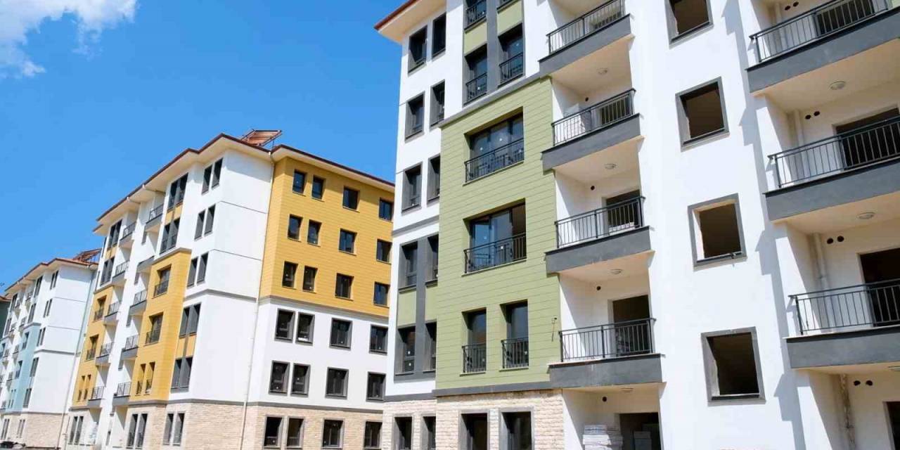 Bakan Özhaseki: “Gaziantep’te 59 Bin 522 Bağımsız Bölüm Yapıyoruz”