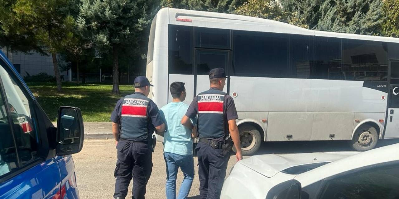 6 Yıl Kesinleşmiş Cezası Bulunan Fetö Firarisini Jandarma Yakaladı