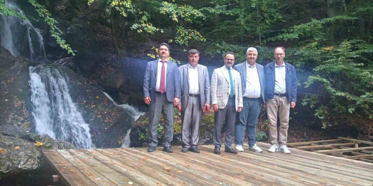 Gediz Karapınar Şelalesine Seyir Terası