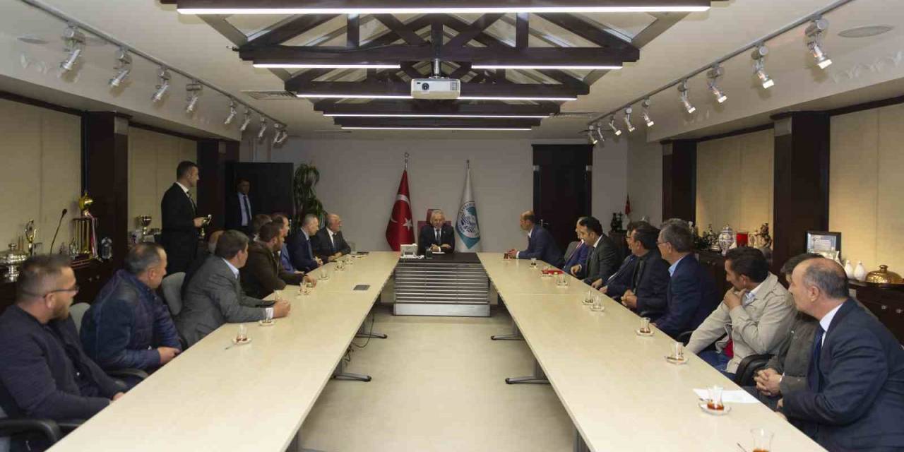 Başkan Büyükkılıç: “Muhtarlarımız Mahallelerimizin Gözü Kulağı, Eli Ayağıdır”