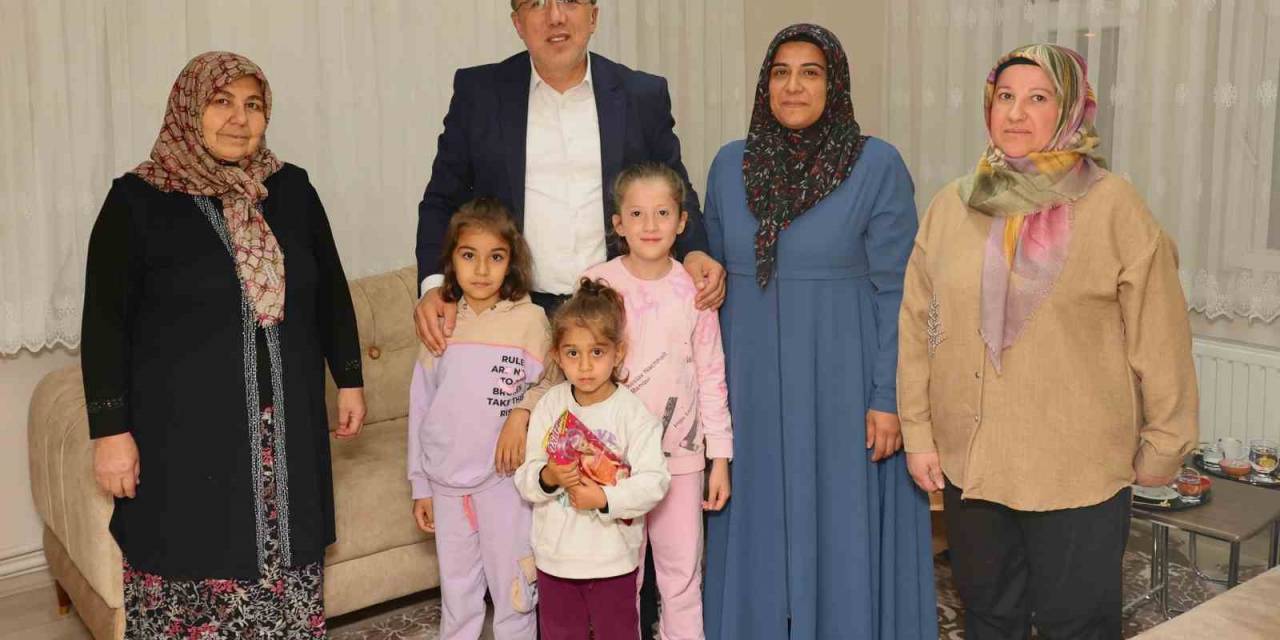 Başkan Savran Şehit Aileleri İle Bir Araya Geldi