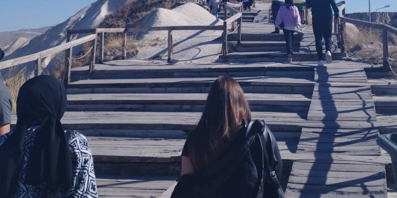 Kozaklı Myo Öğrencileri ‘Uyum Programı’ İle Kapadokya’yı Gezdi