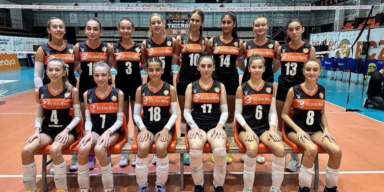 Eczacıbaşı Spor Kulübü’nün Altyapı Takımları, Yoluna Kayıpsız Devam Ediyor