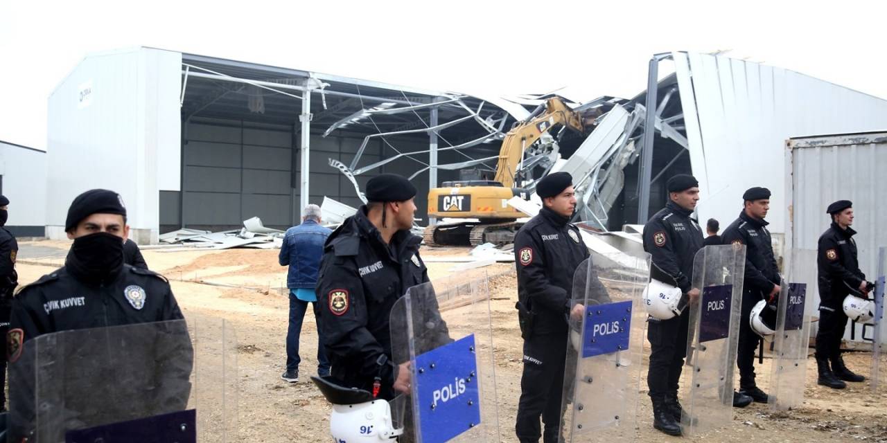Yaylacık’ta Kaçak Fabrika Yıkıldı