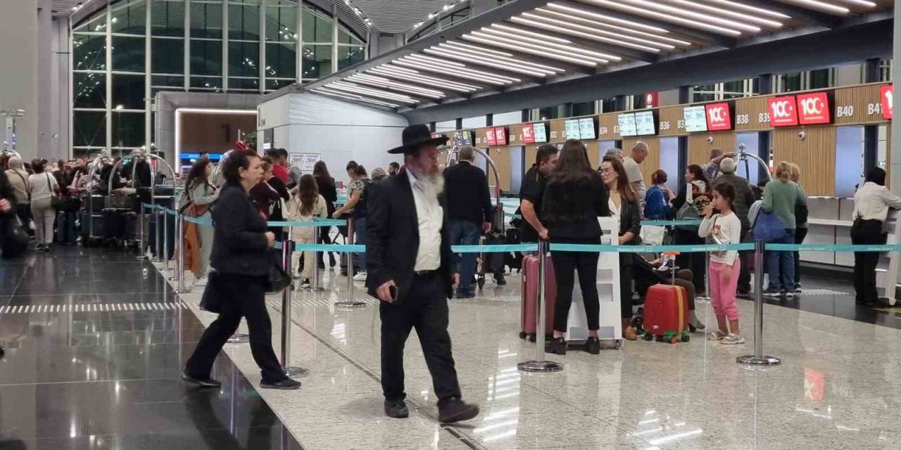 İsrail Vatandaşları İstanbul’dan Ayrıldı