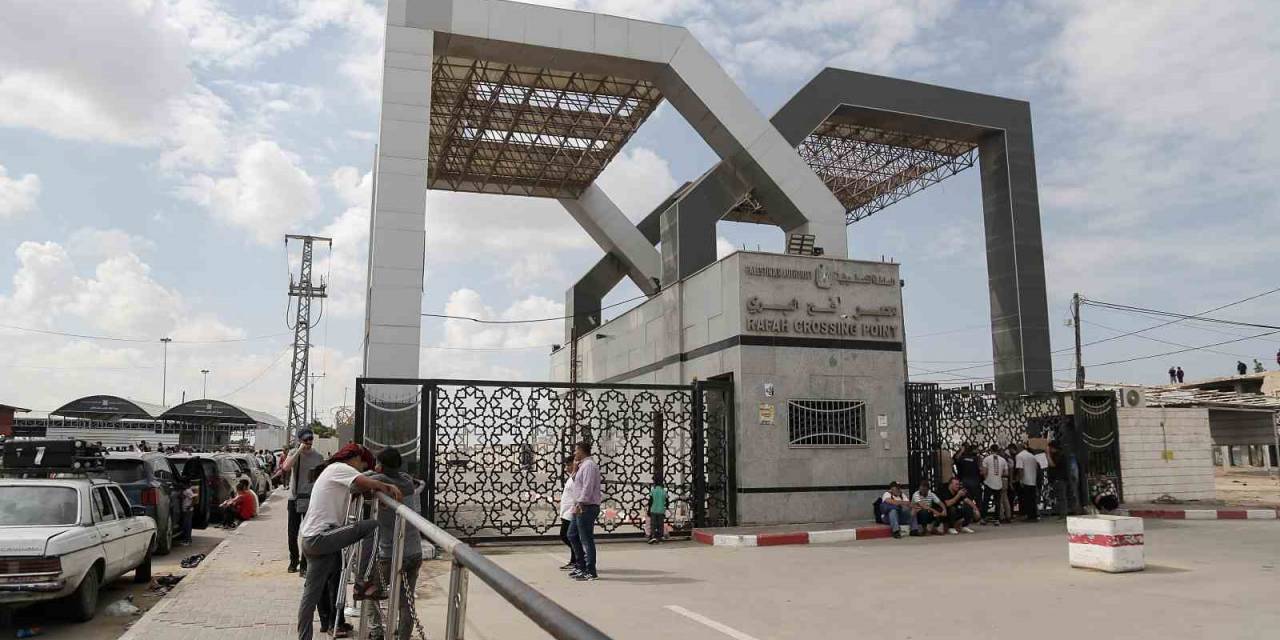 İsrail, Mısır Üzerinden Gazze Şeridi’ne İnsani Yardımlara İzin Verdi