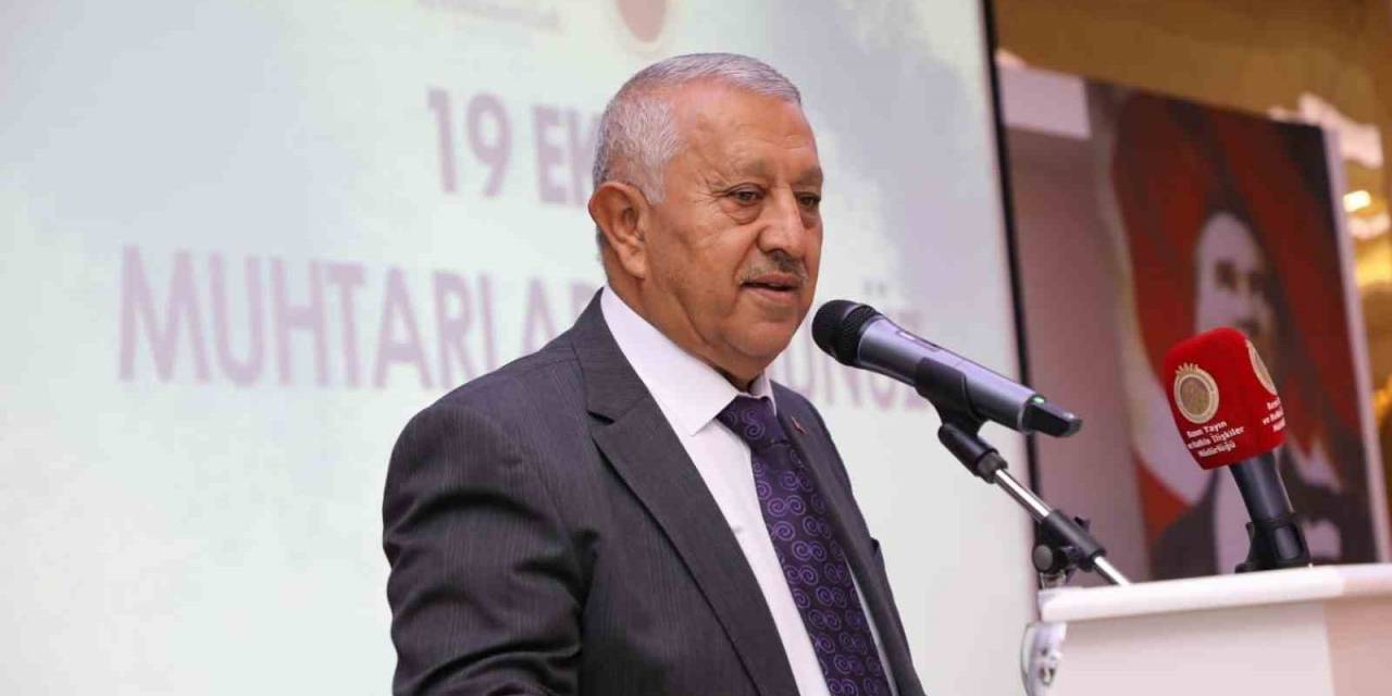 Başkan Zeybek: “37 Proje Söz Vermiştik, 34’ünü Alnımızın Akıyla Bitirdik”