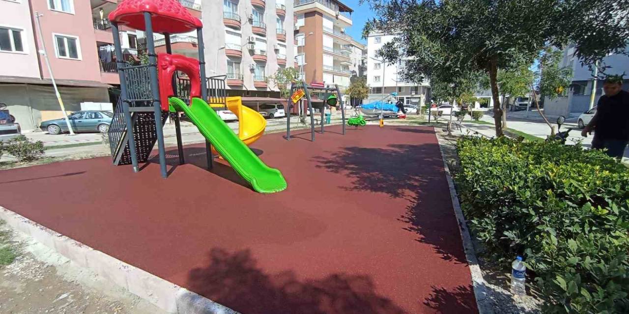 Büyükşehir’den Demre Ve İbradı İlçelerine Yeni Parklar