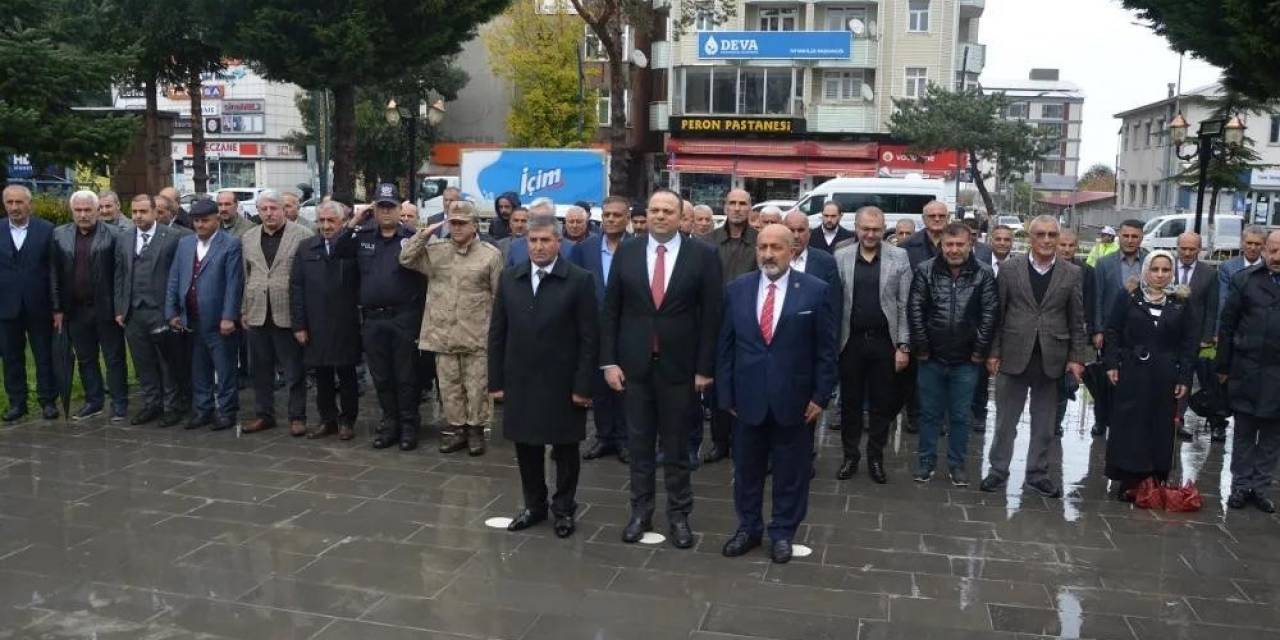 Tatvan’da ‘19 Ekim Muhtarlar Günü’ Kutlandı