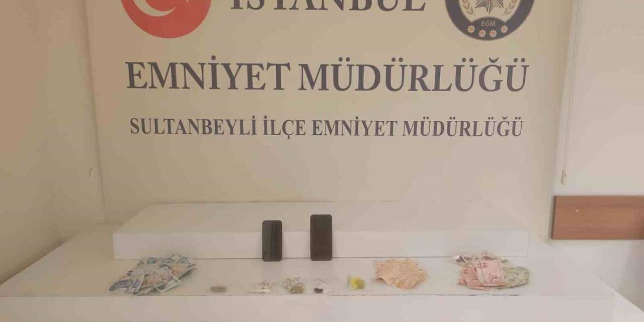 Narkotik Alışverişine Tulumla Giden Uyuz Hastası Yakalandı
