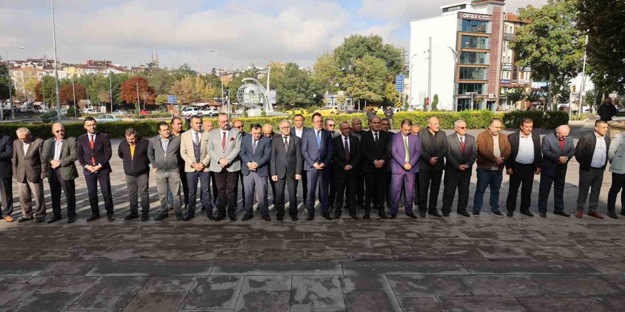 Başkan Savran, Muhtarların Gününü Kutladı