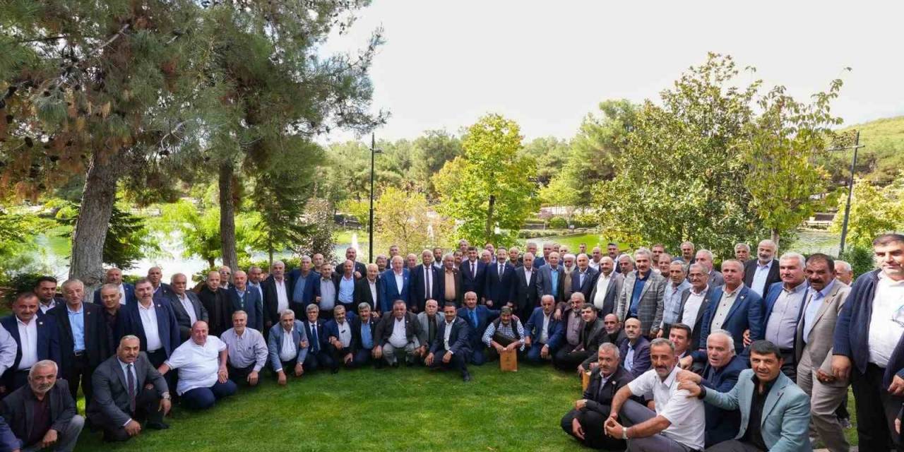 Fadıloğlu Ve Kaymakam Yamlı, Muhtarlar Gününü Kutladı