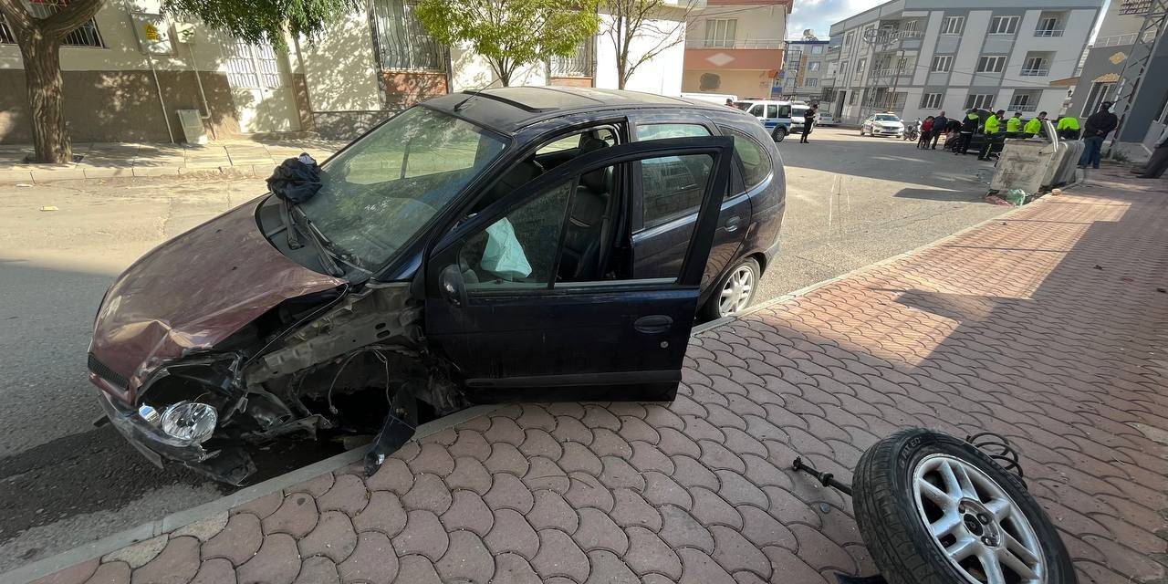 Alkollü Sürücünün Karıştığı Kazada 4 Kişi Yaralandı
