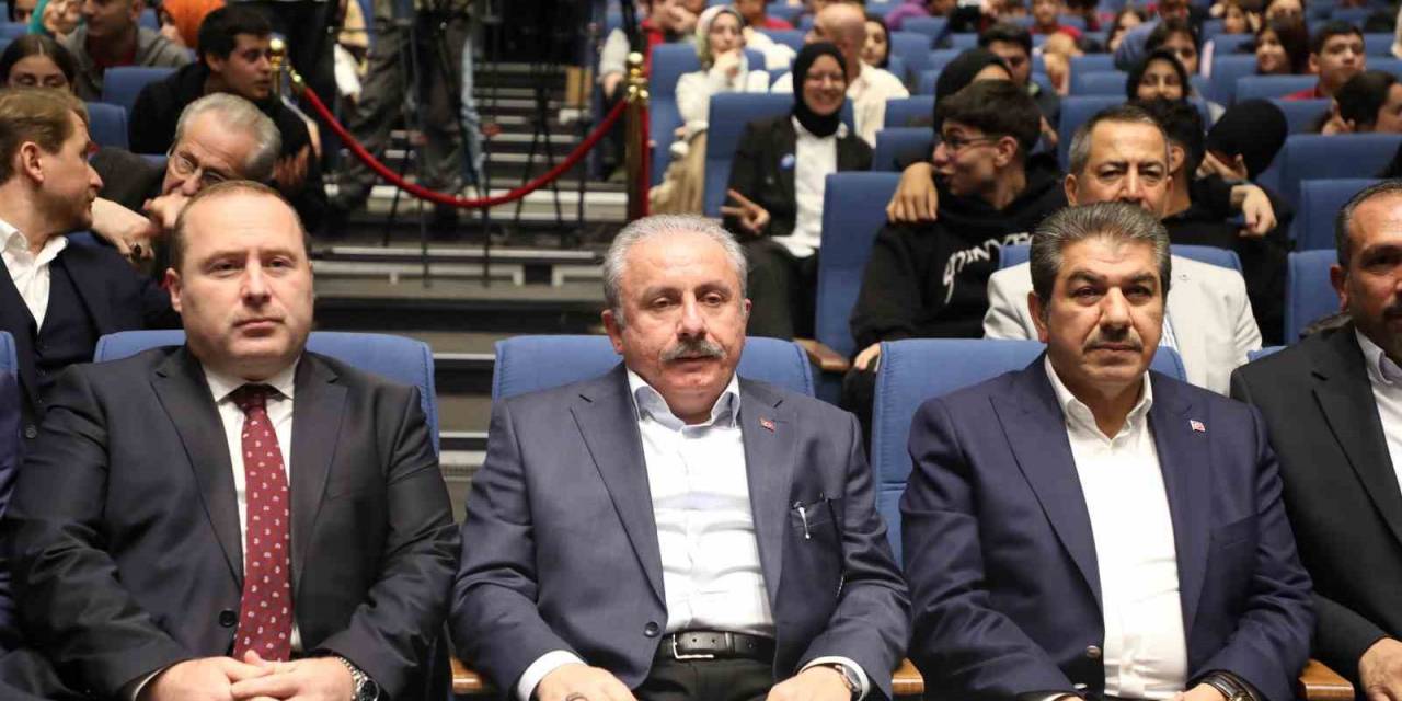 Aliya İzzetbegoviç Vefatının 20. Yıl Dönümünde Anıldı