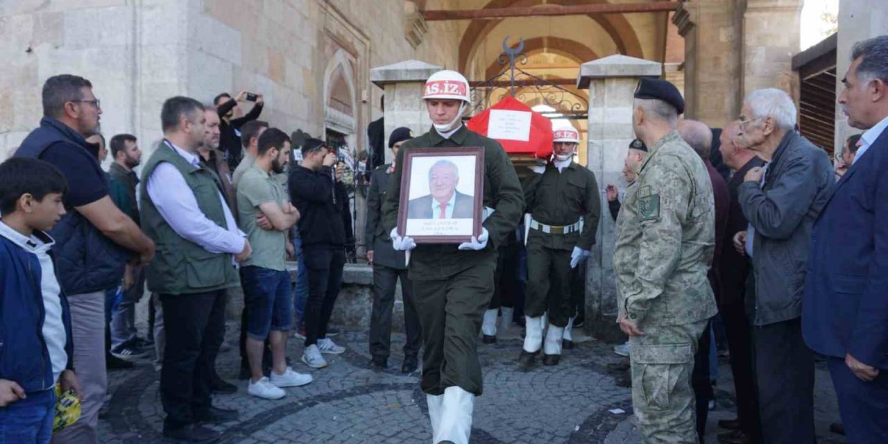 Emekli Astsubay, Askeri Törenle Son Yolculuğuna Uğurlandı