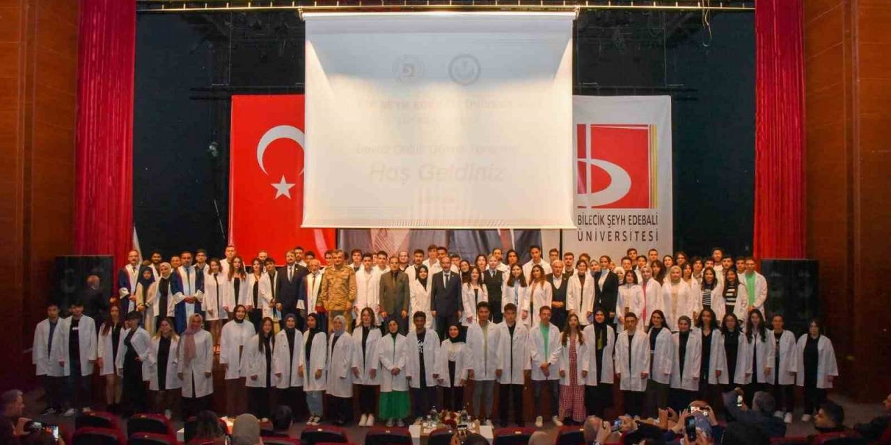 Bilecik Şeyh Edebali Üniversitesi Tıp Fakültesi’nde Beyaz Önlükler Giyildi