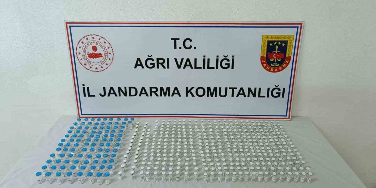 Ağrı’da 1 Milyon Liralık Kaçak Botoks Malzemesi Ele Geçirildi