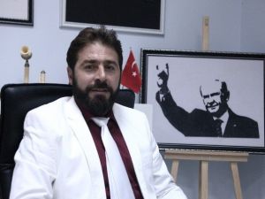Şizofreni Hastası Komedyen Aday Adaylığını Açıkladı