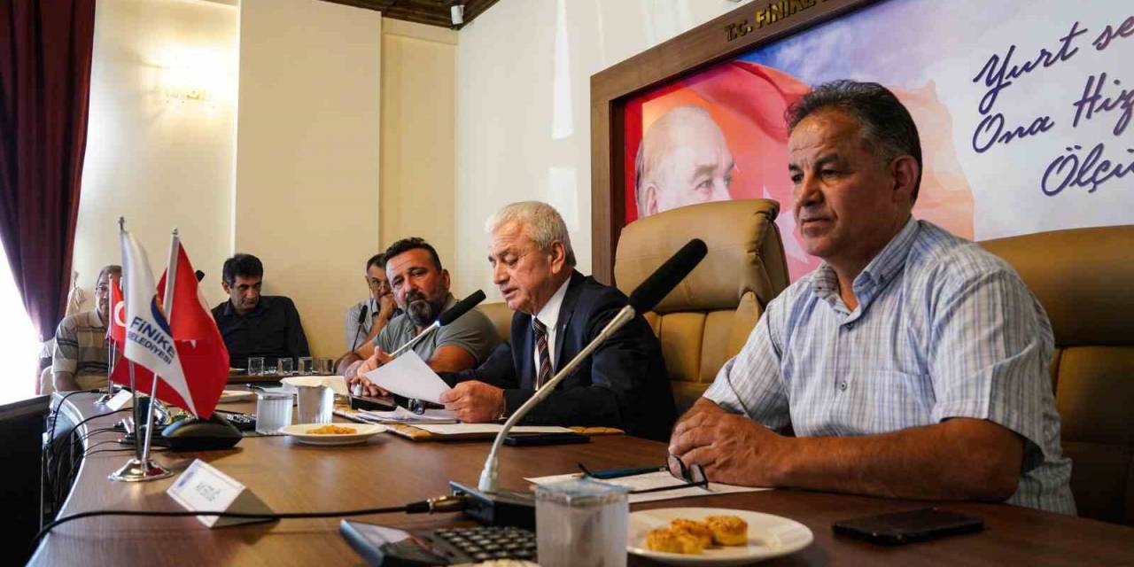 Finike 18 İlçeye Örnek Olacak