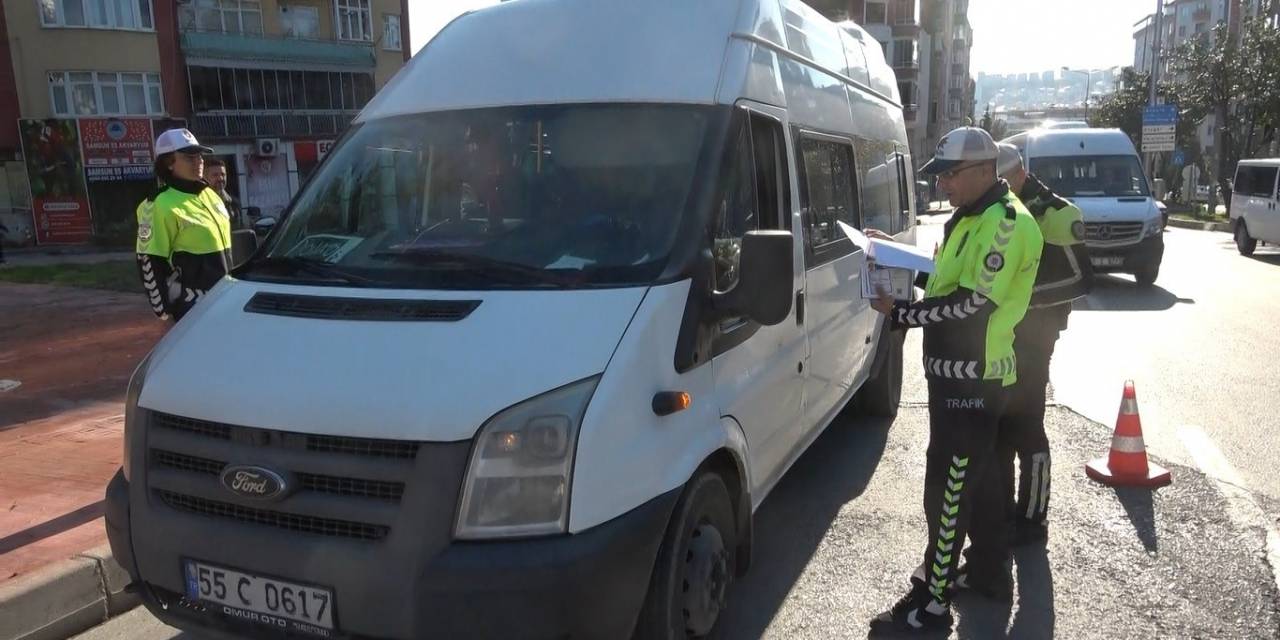 Samsun’da 55 Noktada Okul Servis Araçlarına Sıkı Denetim