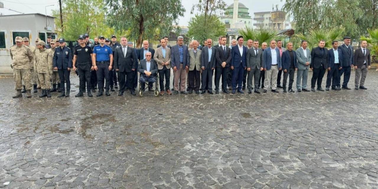 Güçlükonak Kaymakamı Karakurt, Muhtarlarla Bir Araya Geldi