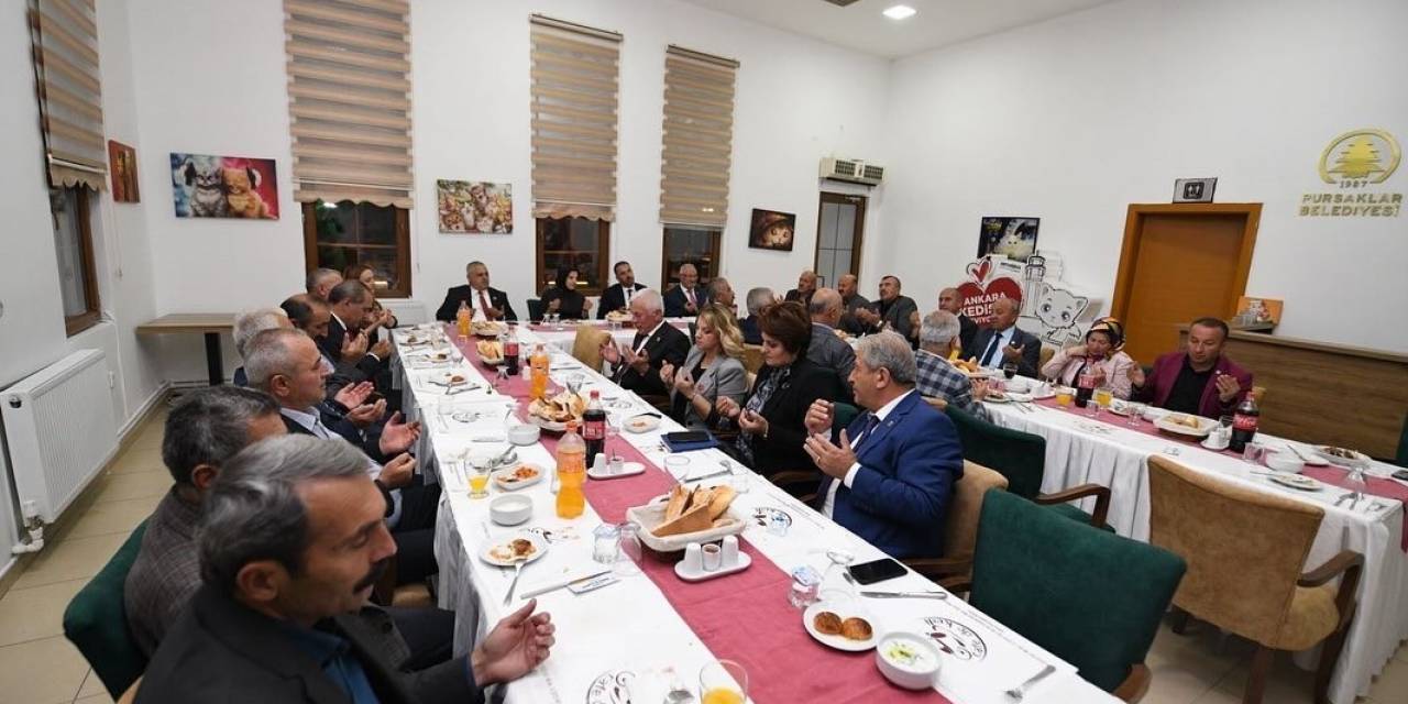 Pursaklar’da Muhtarlar Onuruna Yemek Düzenlendi