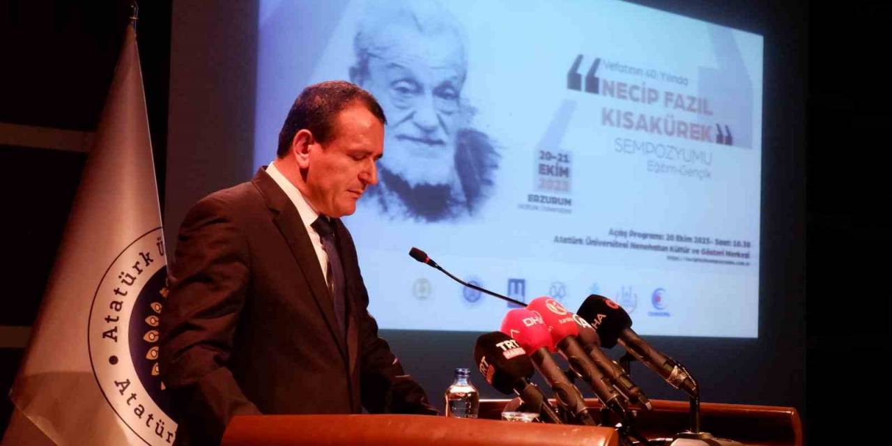 Vefatının 40. Yılında Necip Fazıl Kısakürek Erzurum’da Anıldı