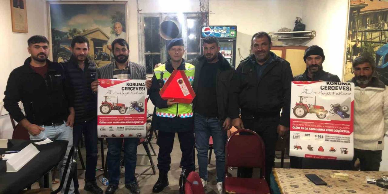 Jandarma, Ağrı’da Çiftçilere Yönelik Trafik Eğitim Çalışmalarını Arttırdı