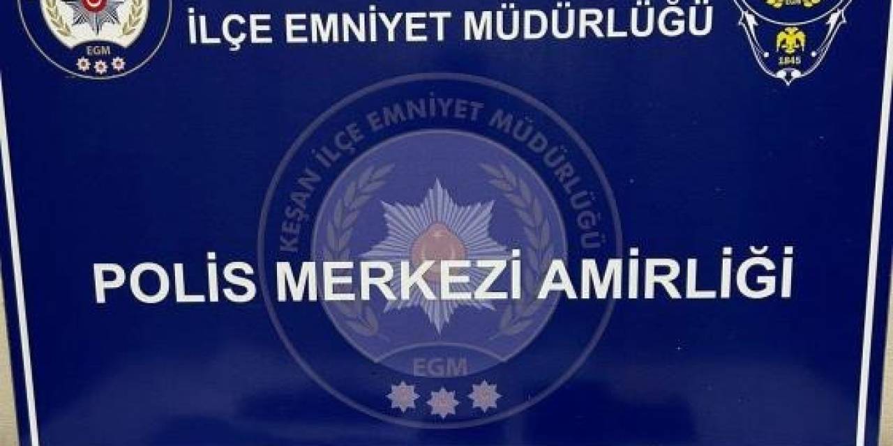 Keşan’da Polisin Aramalarında 24.82 Gram Uyuşturucu Ele Geçirildi