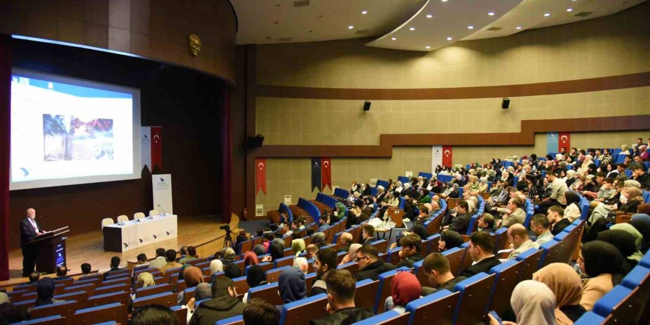 Uluslararası Doğal Afetler Ve Din Sempozyumu Başladı