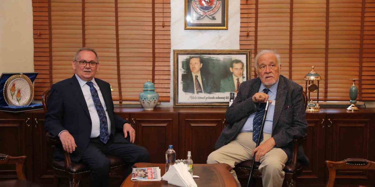 İlber Ortaylı: “Samsun’a Şehir Kütüphanesi Yapılması Çok Güzel Olacaktır”