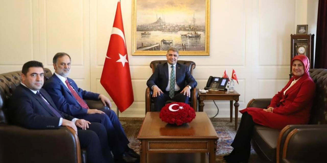 Kızılay, Düzce Çalışmalarını Vali Aslan’a Aktardı