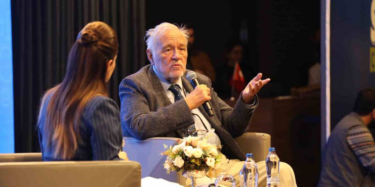 İlber Ortaylı: "Türkiye Cumhuriyeti, Osmanlı’nın Devamıdır"