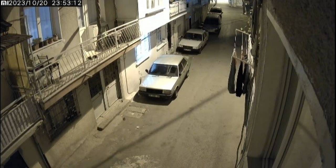 İzmir’de Depremin Ürkütücü Sesi Kaydedildi