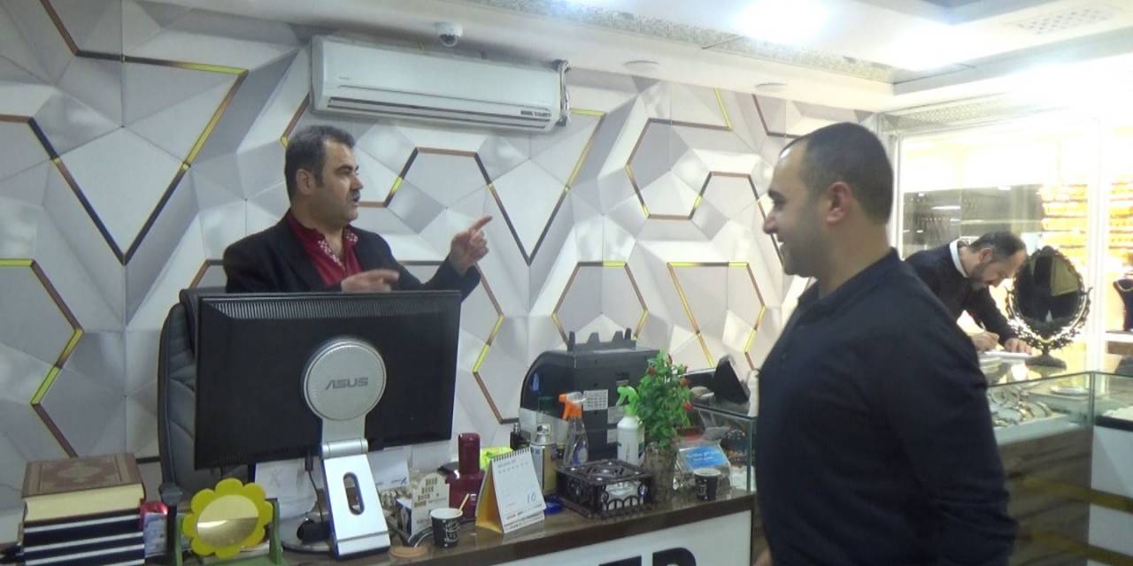 Kuyumcular, Altında Yükselişin Sürmesini Bekliyor