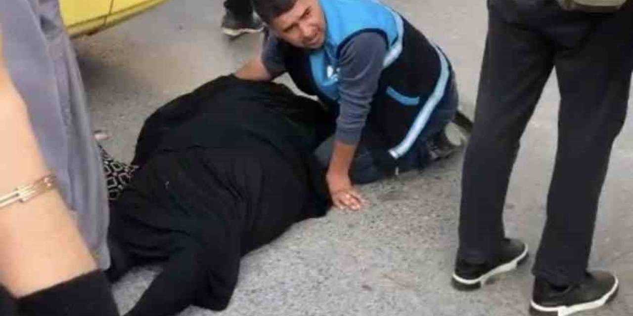 Pendik’te İett Otobüsünün Çarptığı Yaya Yaralandı
