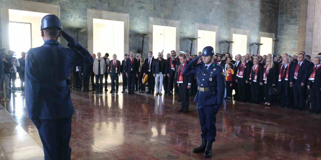 Galatasaray Spor Kulübü, Anıtkabir’i Ziyaret Etti