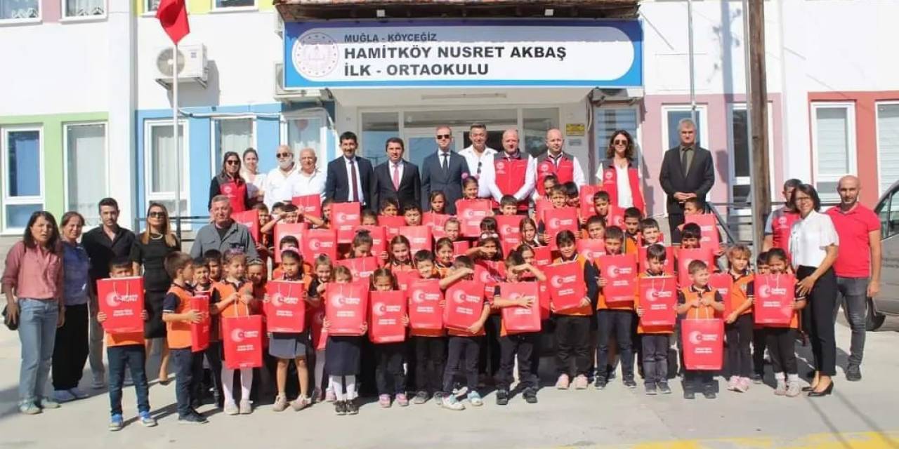 Köyceğiz’de Öğrenciler Su Tüketimi Ve Sağlıklı Gıda Hakkında Bilgilendirildi