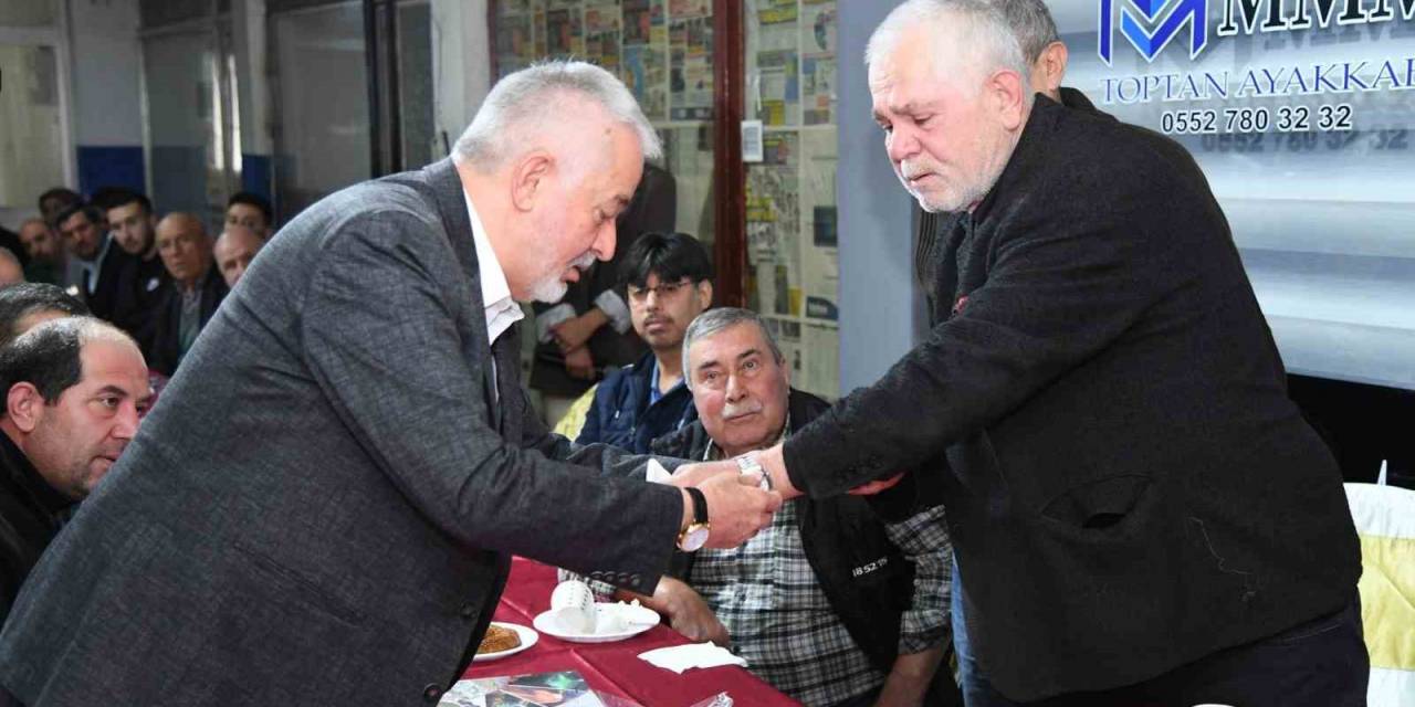 Başkan Başdeğirmen, Görme Engelli Bir Vatandaşın Konuşan Saat Talebini Anında Yerine Getirdi