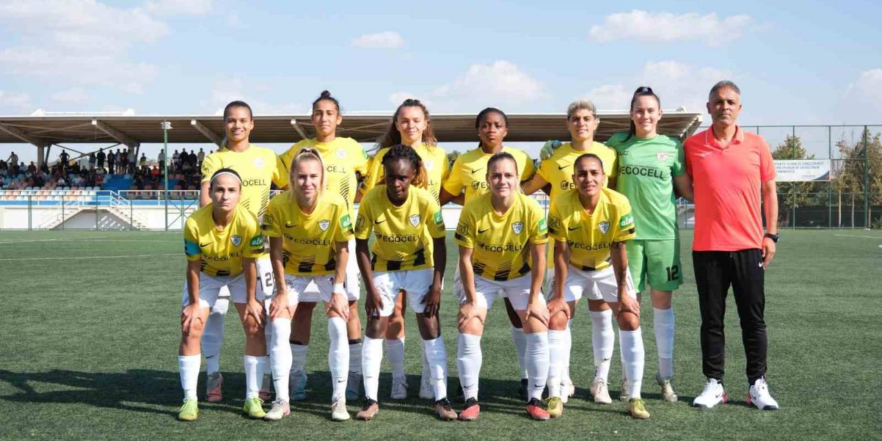 Turkcell Kadın Futbol Süper Ligi: Alg Spor: 1 - Ankara Bşb Fomget: 1