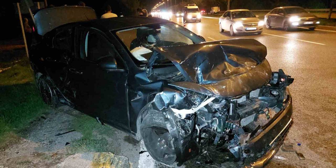 Samsun’da İki Otomobil Çarpıştı: 4 Yaralı