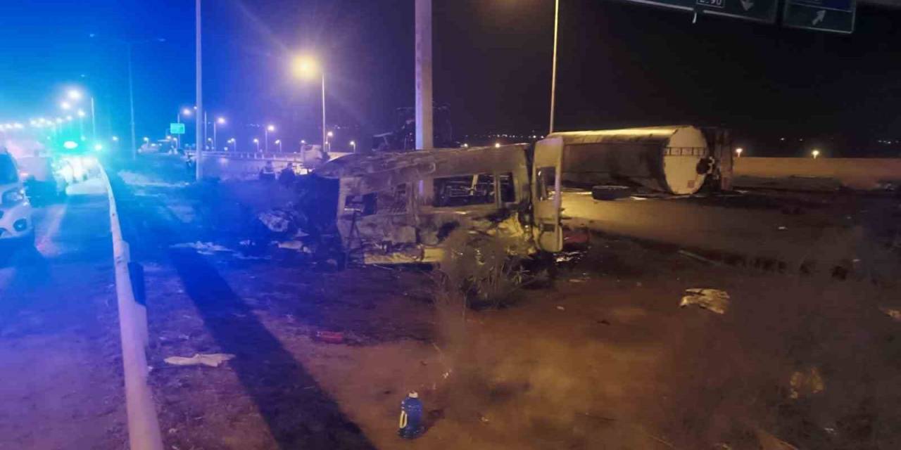 Tag Otoyolu’nda Freni Patlayan Tır Dehşet Saçtı: 3 Ölü, 11 Yaralı
