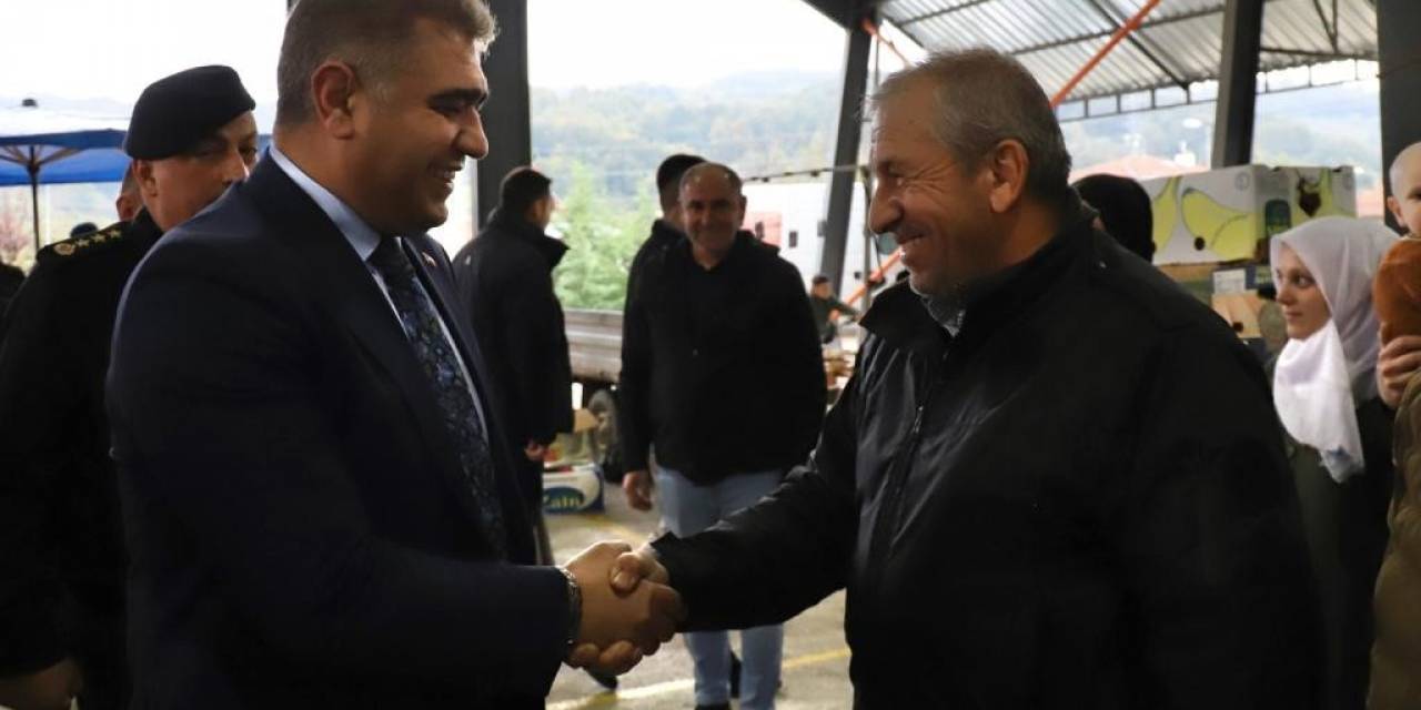 Pazar Esnafı İle Bir Araya Geldi