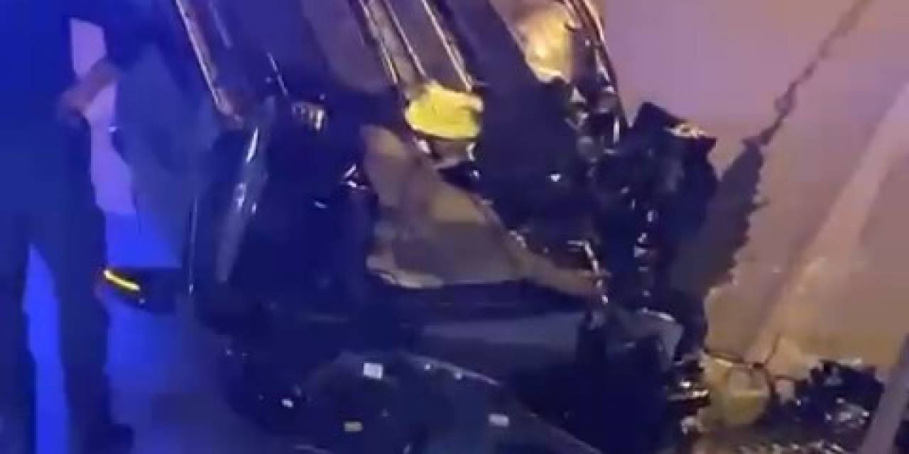 Kontrolden Çıkan Polis Otomobiliyle Takla Attı