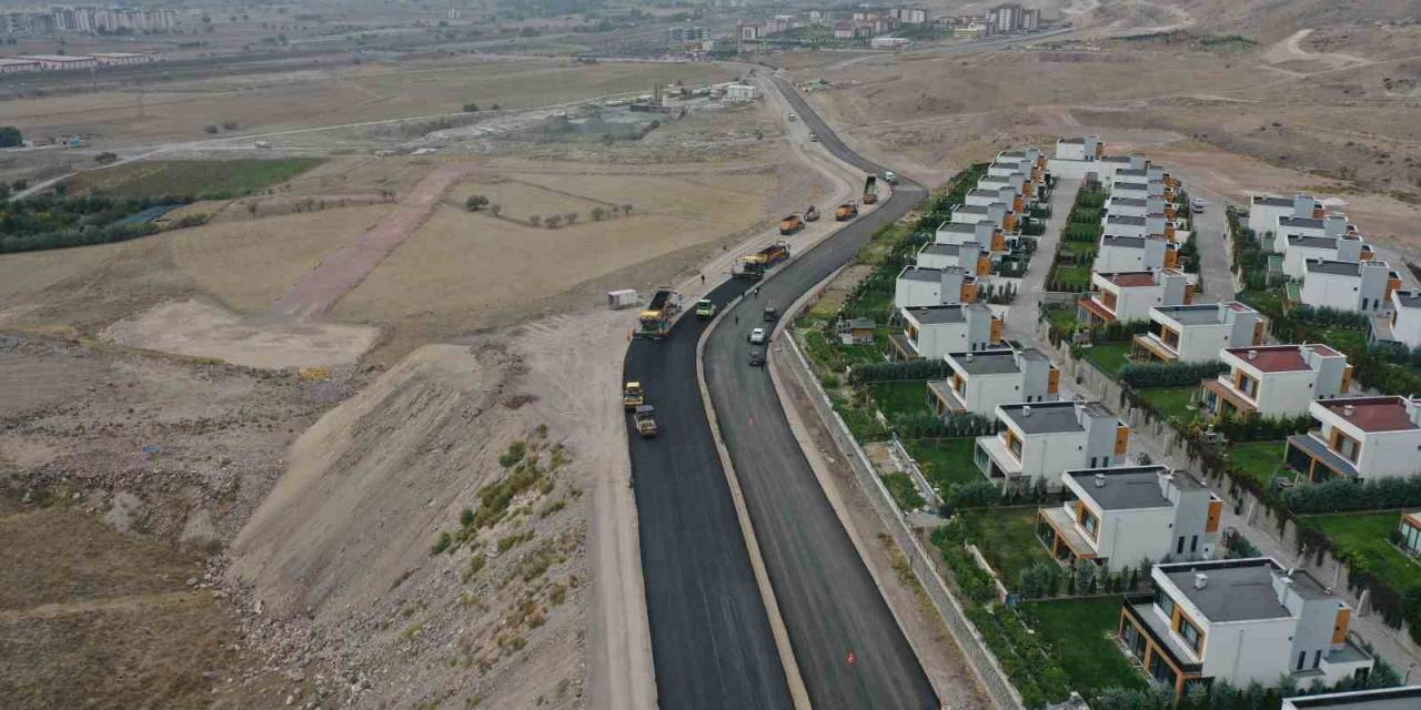 Başkan Büyükkılıç’tan 35 Milyon Tl’lik Yol Açıklaması