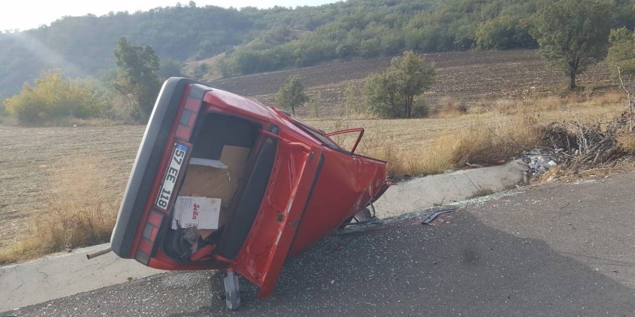 Kastamonu’da Takla Atan Otomobilde İki Kişi Yaralandı