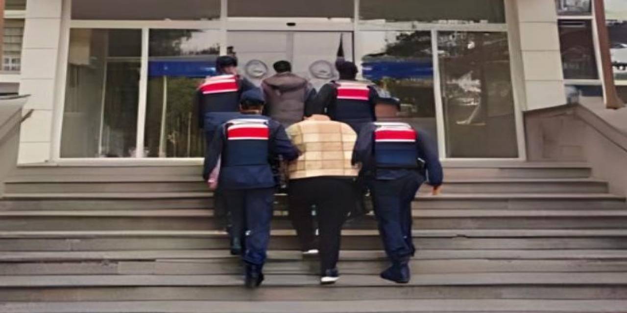 Jandarmadan Aranan Şahıslara Yönelik Operasyon: 89 Gözaltı