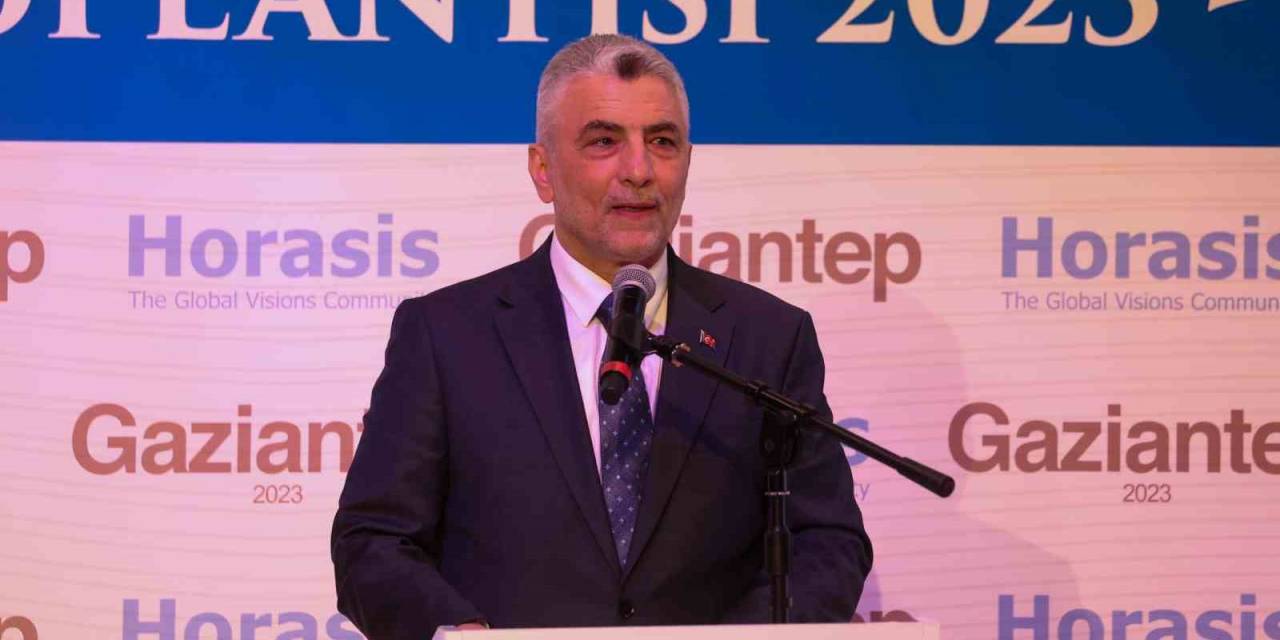 Bakan Bolat: "Türkiye’nin 2053’te Dünyada İlk 10 Ekonomi Arasında Yer Almasını Hedefliyoruz"