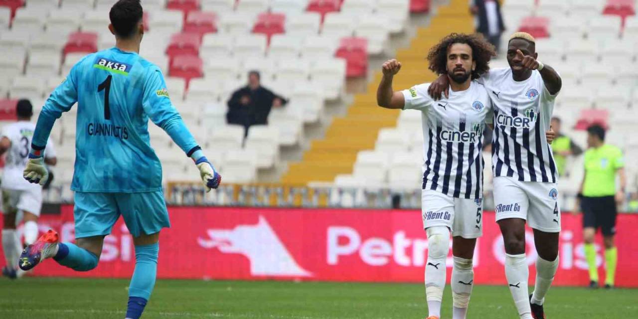 Trendyol Süper Lig: E.y. Sivasspor: 0 - Kasımpaşa: 1 (Maç Sonucu)