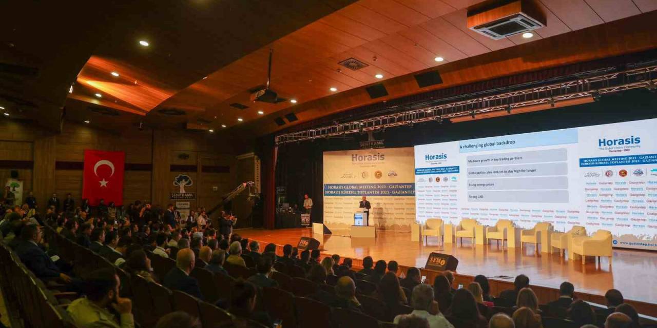 Hazine Ve Maliye Bakanı Şimşek Türkiye’de Yatırım Fırsatlarını Anlattı